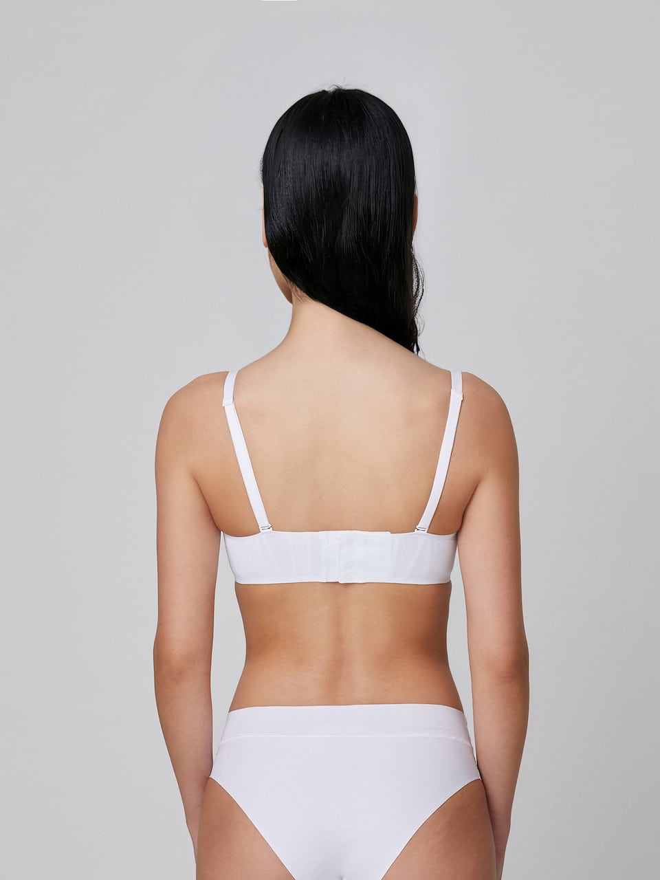 Reggiseno invisibile, Jadea Nuvola, senza cuciture