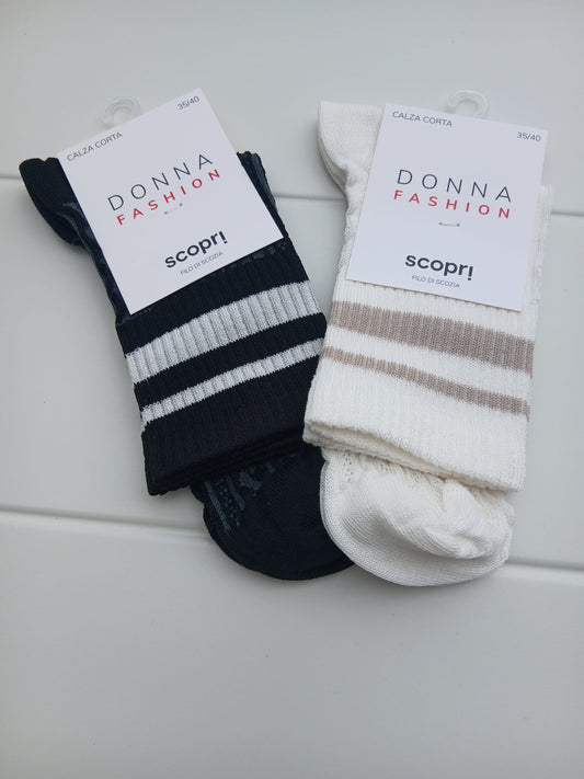 Scopri VOGUE donna set 2 paia calzini assortiti