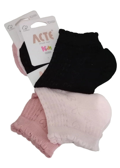 Calzini corti bimba set 3 paia assortiti.
